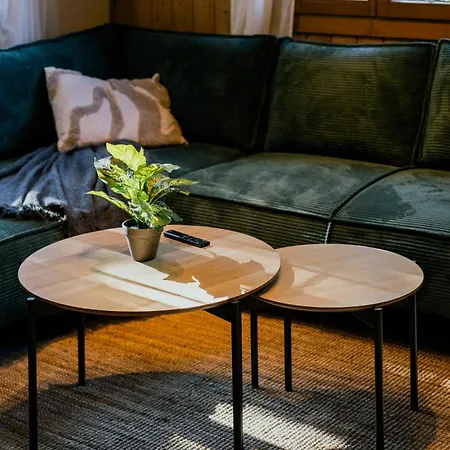 Peaceful Alpine Hideaway - Hot Tub & Terrace Apartamento Axalp