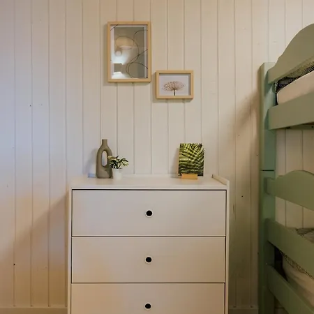 Peaceful Alpine Hideaway - Hot Tub & Terrace Axalp