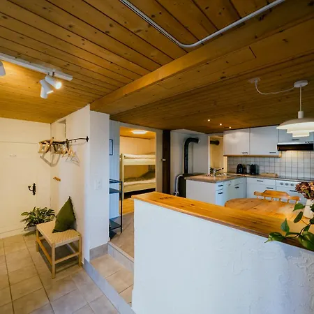 Peaceful Alpine Hideaway - Hot Tub & Terrace *