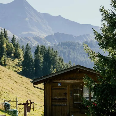 Lejlighed Peaceful Alpine Hideaway - Hot Tub & Terrace