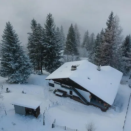 Peaceful Alpine Hideaway - Hot Tub & Terrace *