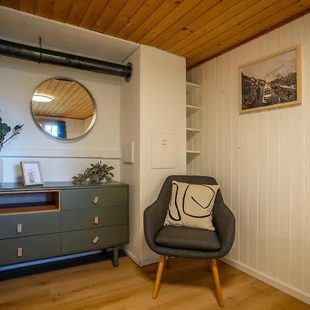 Peaceful Alpine Hideaway - Hot Tub & Terrace Apartman Axalp