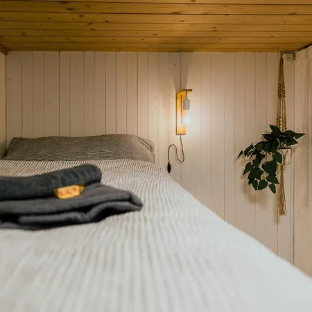 Lejlighed Peaceful Alpine Hideaway - Hot Tub & Terrace *
