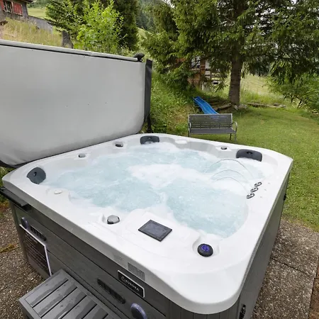Lejlighed Peaceful Alpine Hideaway - Hot Tub & Terrace