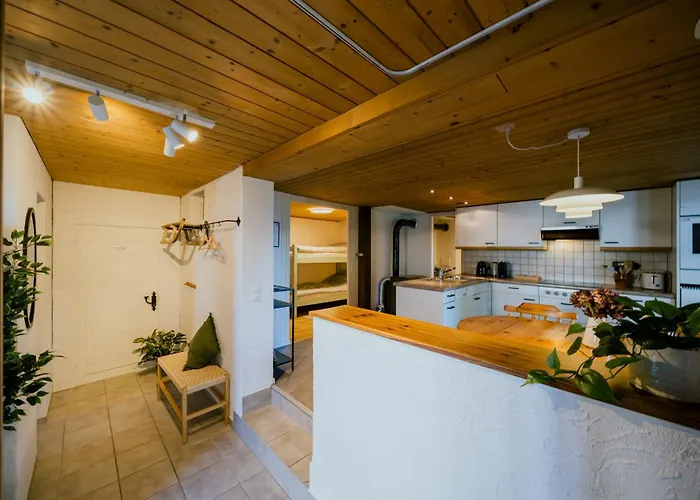 Peaceful Alpine Hideaway - Hot Tub & Terrace *