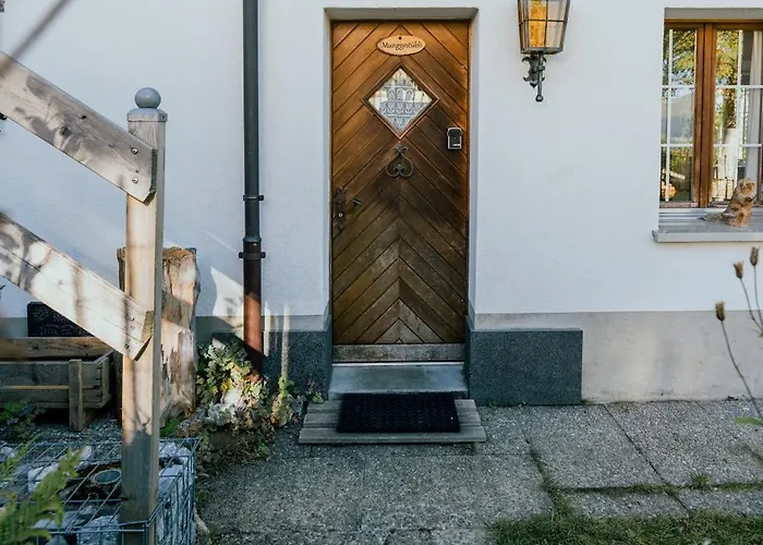 Apartman Peaceful Alpine Hideaway - Hot Tub & Terrace *