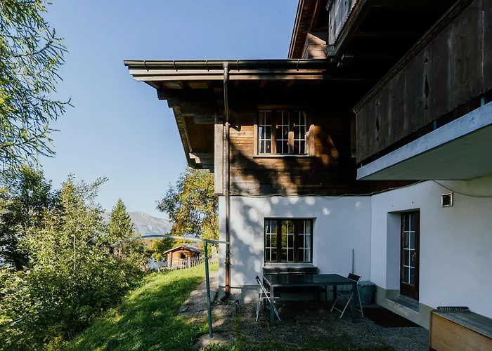 Peaceful Alpine Hideaway - Hot Tub & Terrace Appartamento Axalp