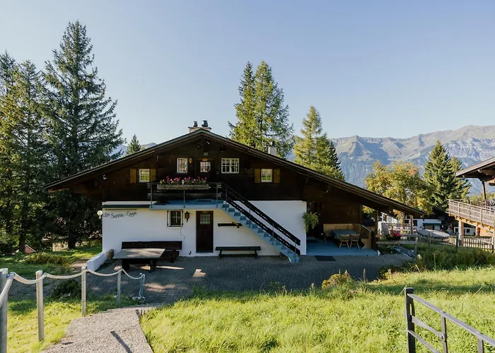 Peaceful Alpine Hideaway - Hot Tub & Terrace Axalp