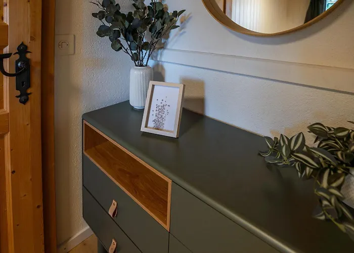 Peaceful Alpine Hideaway - Hot Tub & Terrace *