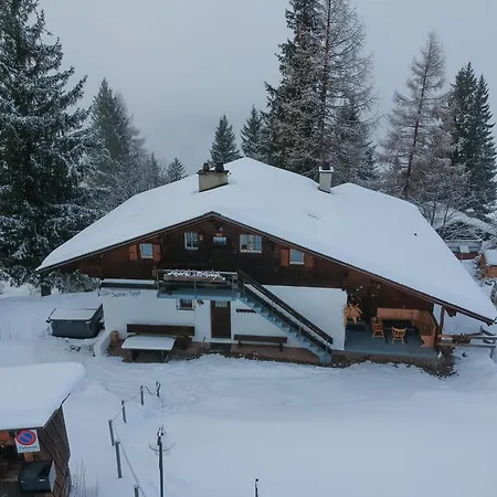 Apartmán Peaceful Alpine Hideaway - Hot Tub & Terrace