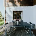 Peaceful Alpine Hideaway - Hot Tub & Terrace *