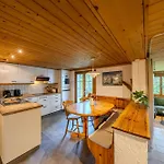 Apartment Peaceful Alpine Hideaway - Hot Tub & Terrace *
