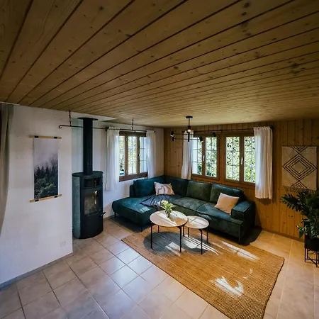 Peaceful Alpine Hideaway - Hot Tub & Terrace Axalp