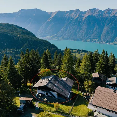 Peaceful Alpine Hideaway - Hot Tub & Terrace Apartman