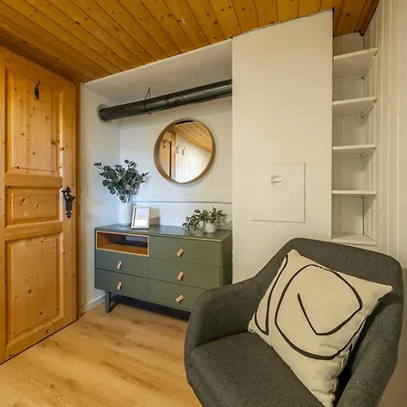 Apartment Peaceful Alpine Hideaway - Hot Tub & Terrace *